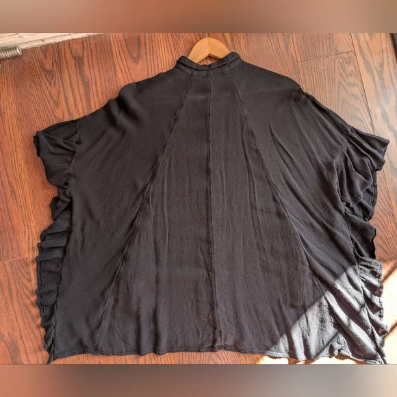 Free People FP Black Button Down Women's Top XS/S Batwing Ruffle Pockets Lagenlo - Picture 4 of 7
